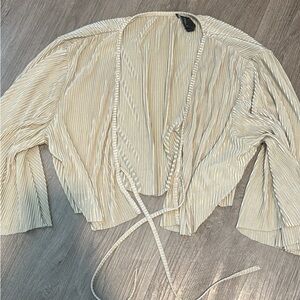 Women’s front tie blouse